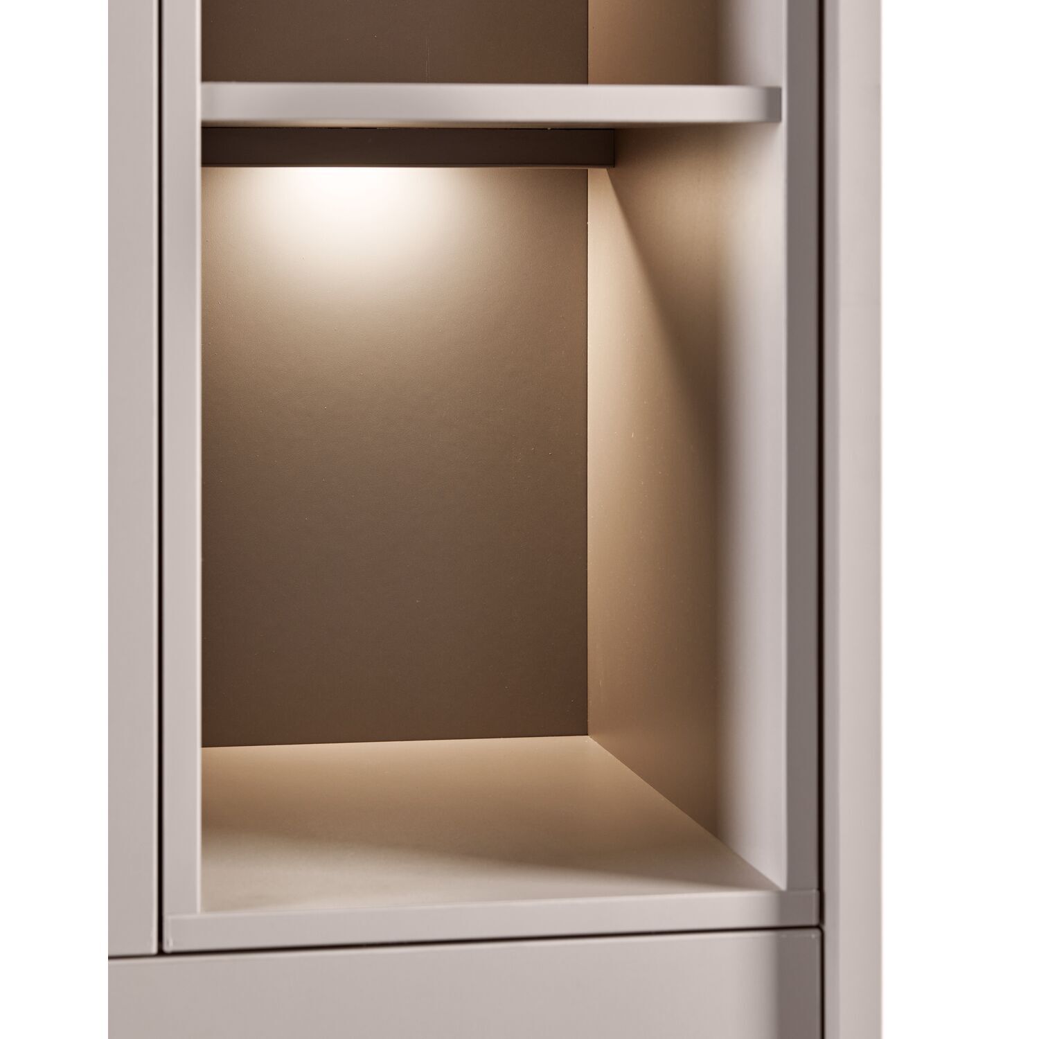 Verlichting opbergkast Famosa