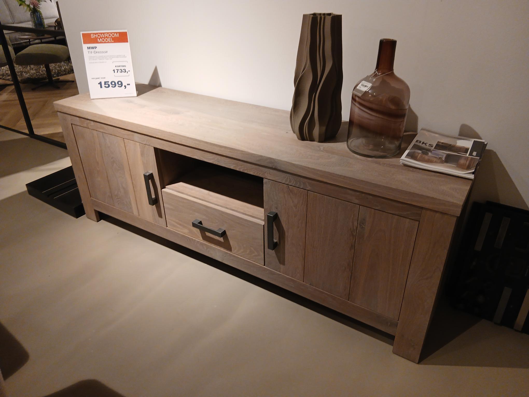 TV-Dressoir MWP - showroommodel